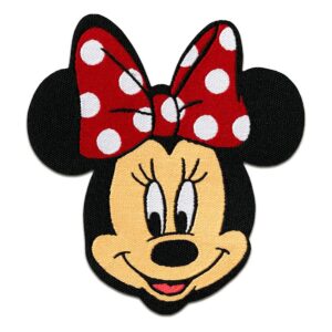 Minnie Mouse strygemærke fra Disney med rød prikket sløjfe til reparation og dekoration af tøj.